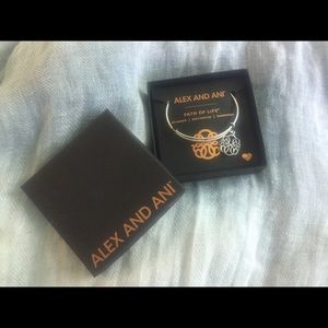 NWT Alex and Ani Path of Life bangle bracelet
